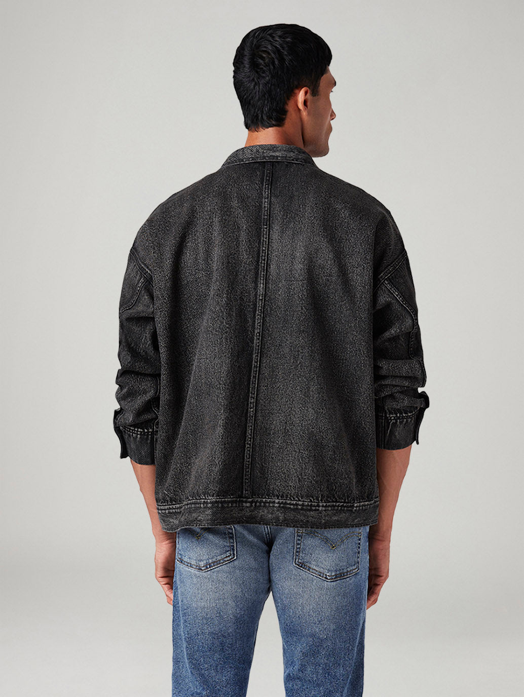 Men's Solid Relaxed Fit Denim Jacket