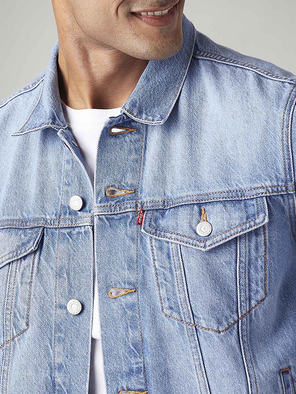 Men's Solid Regular Fit Denim Jacket