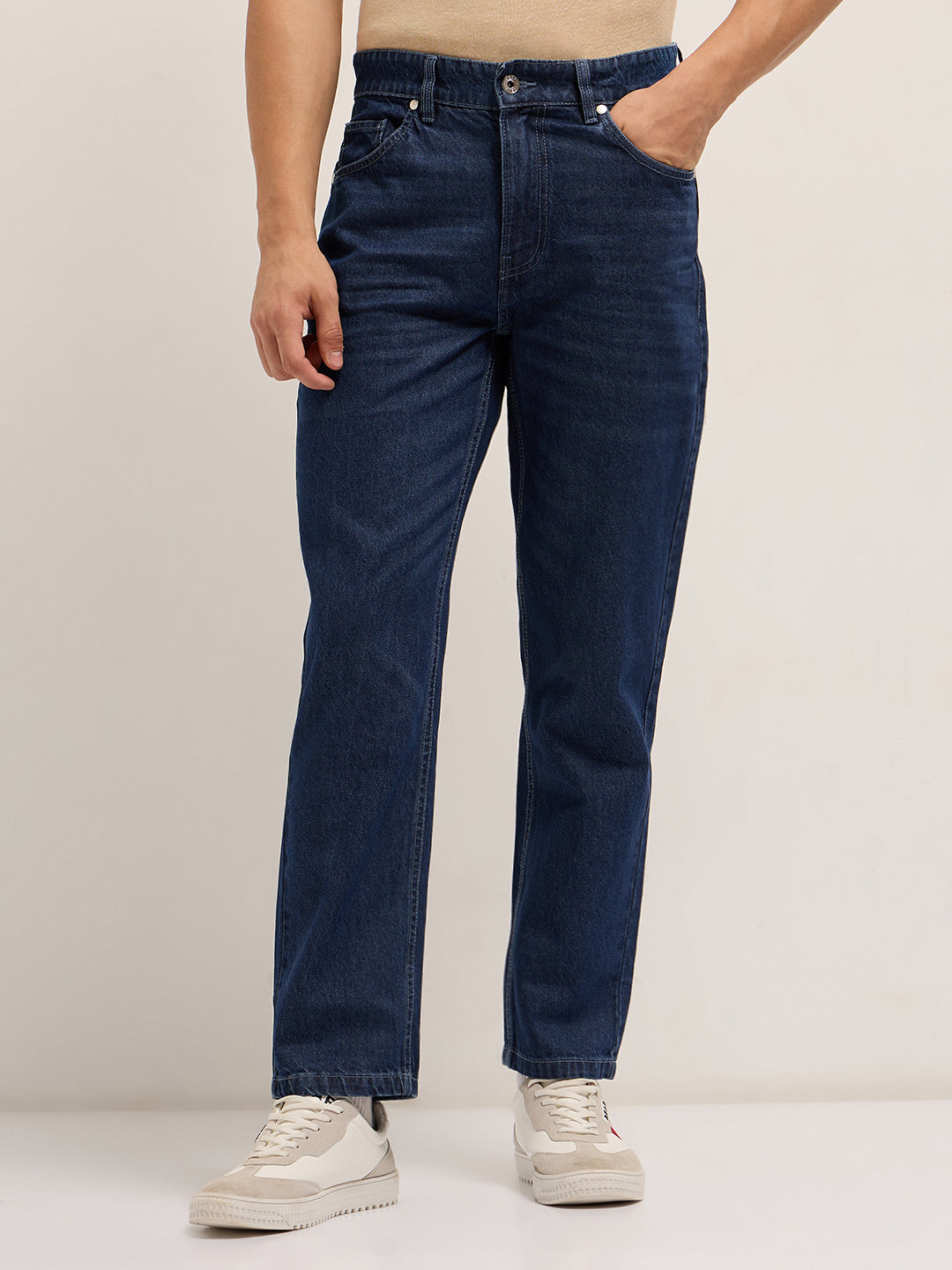 Mid Blue Solid Mid-Rise Straight Fit Jeans