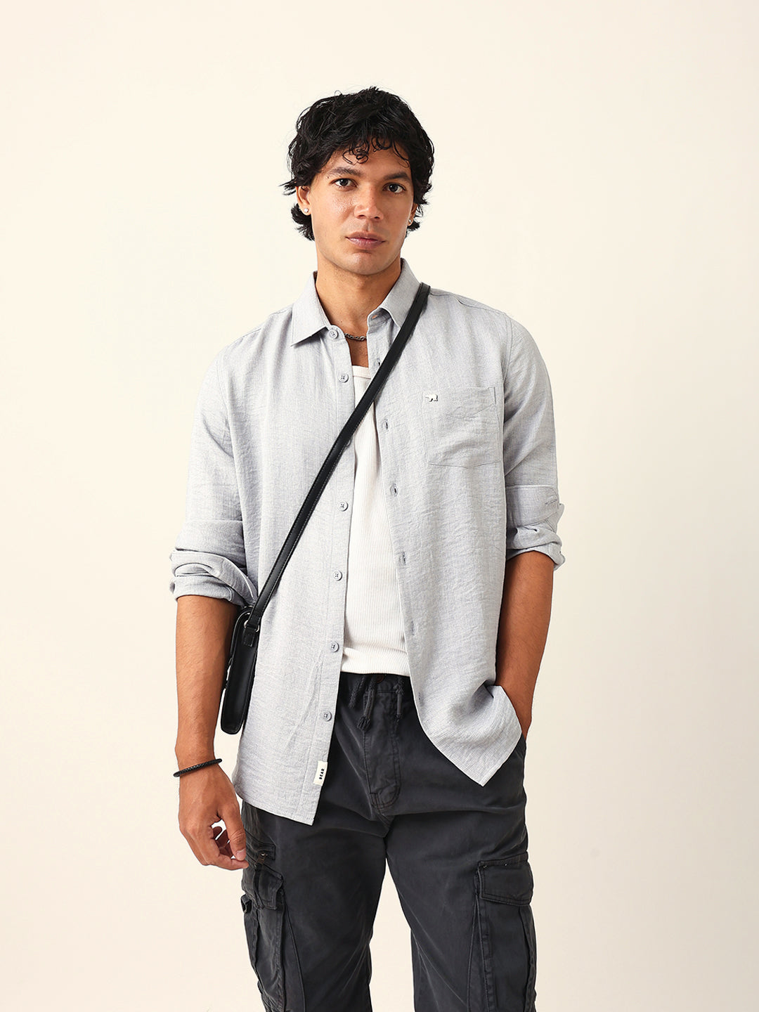 Grey Textured Solid Slim Fit Casual Shirt