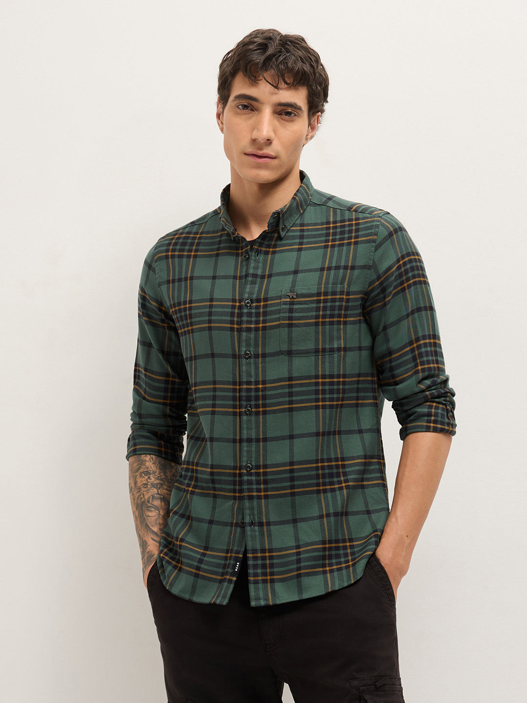 Green Checked Slim Fit Casual Shirt with Button-Down Collar