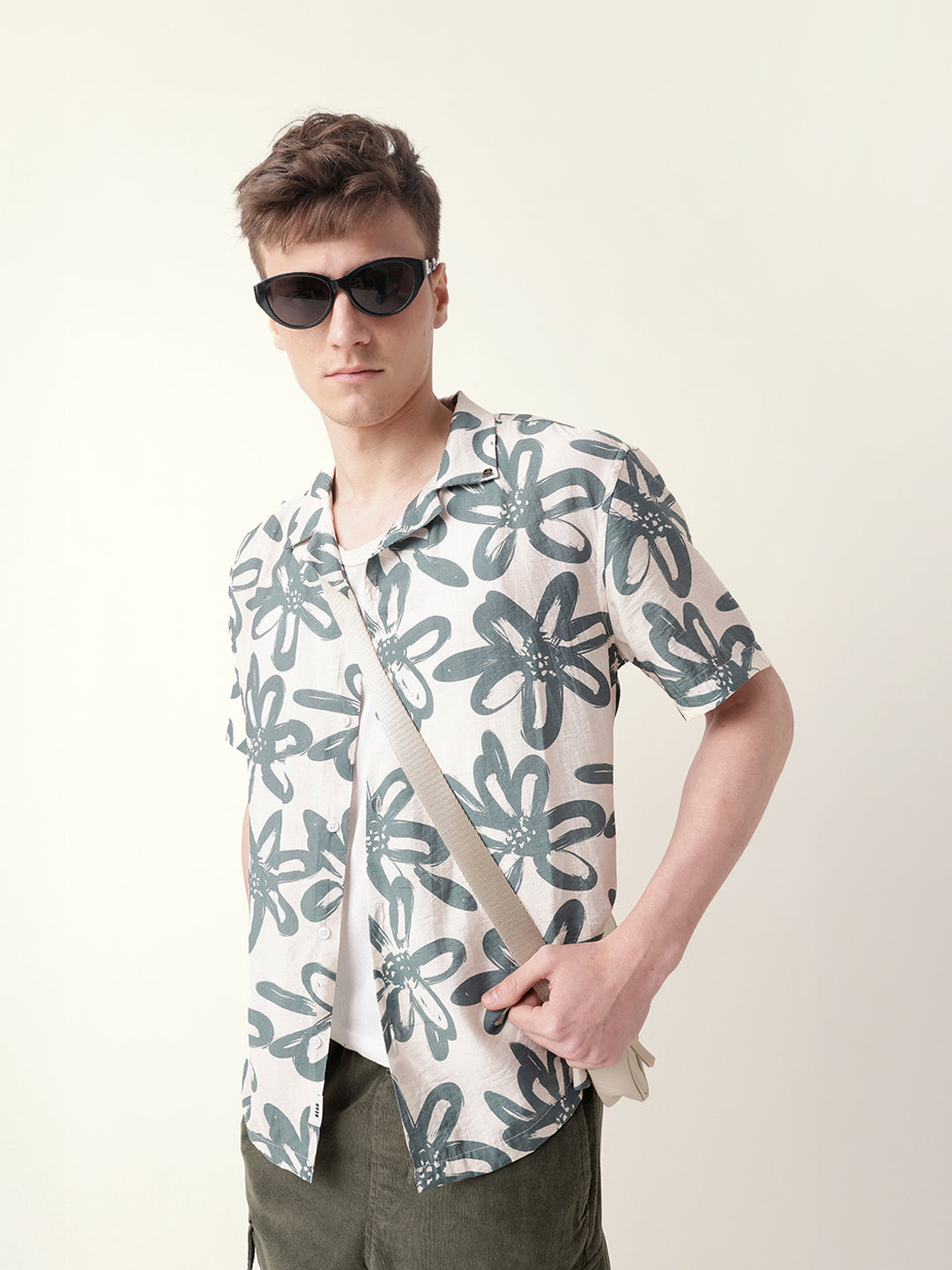 Teal Floral Motif Print Relaxed Fit Half-Sleeve Casual Shirt