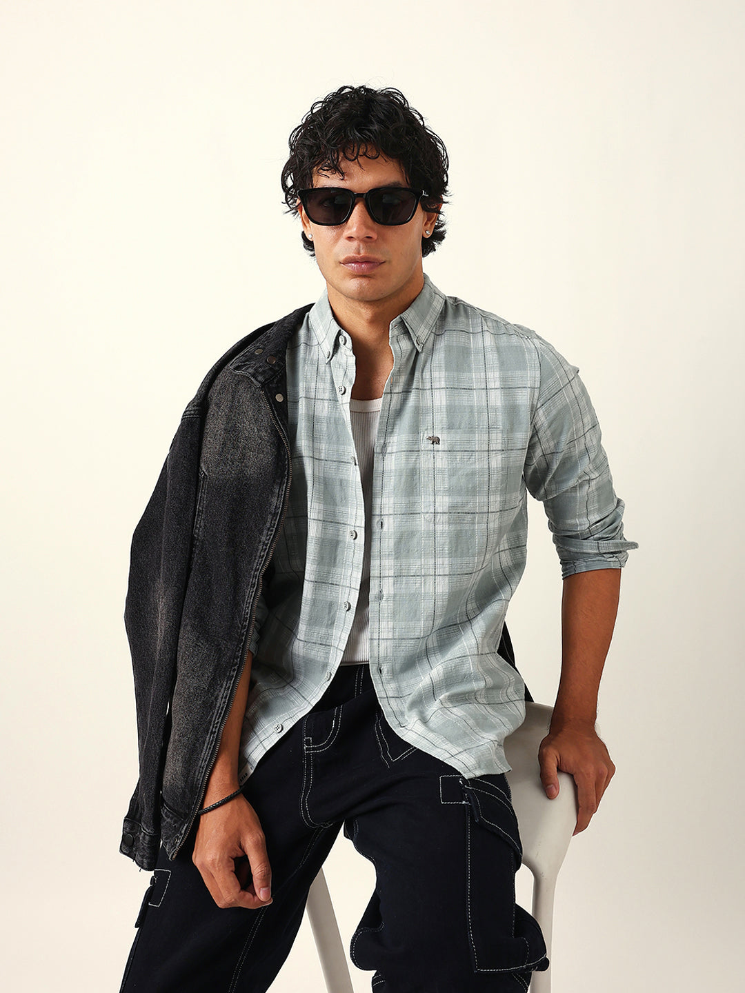 Light Green & White Woven Checked Slim Fit Casual Shirt
