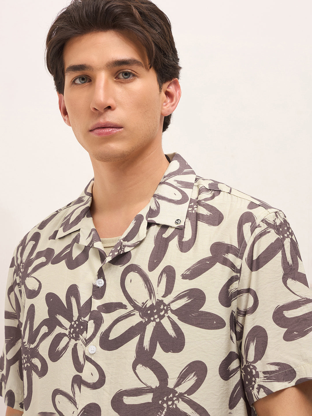 Maroon Floral Motif Print Relaxed Fit Half-Sleeve Casual Shirt