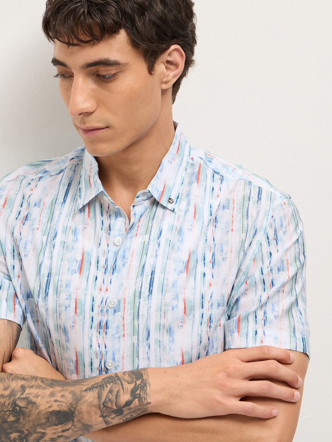 Multicolor Relax Fit Casual Shirt with Abstract Striped Print