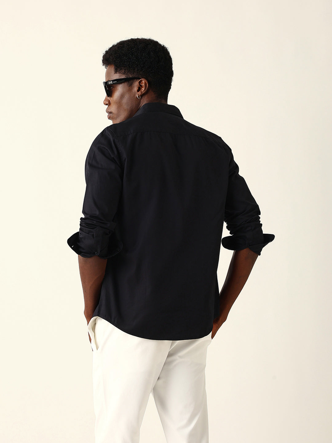 Black Cotton Solid Slim Fit Casual Shirt