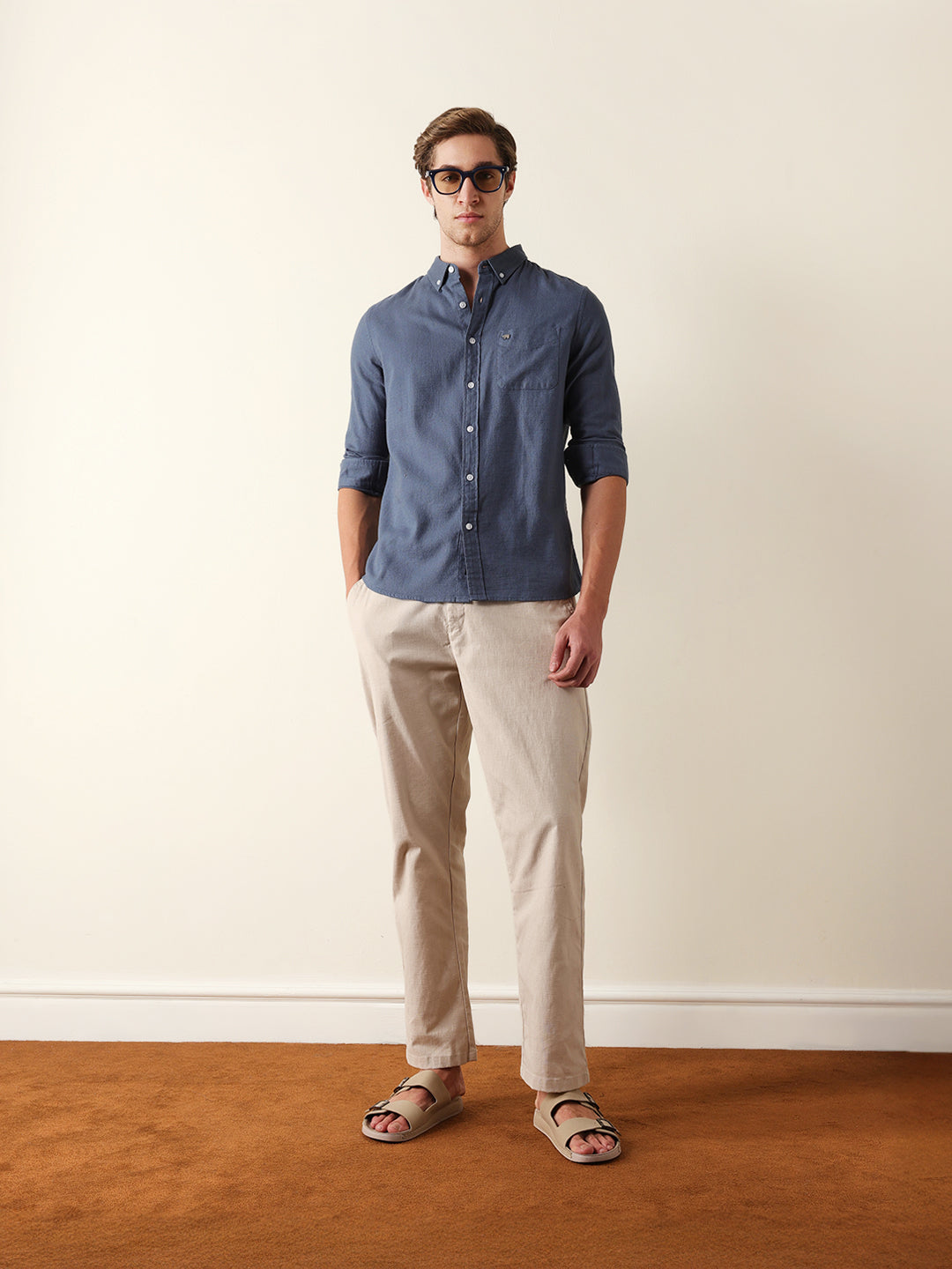 Blue Solid Slim Fit Cotton Casual Shirt