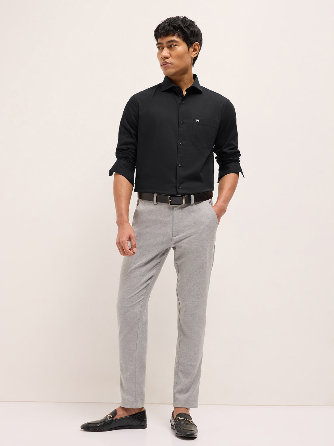 Black Solid Tailored Fit Formal Shirt