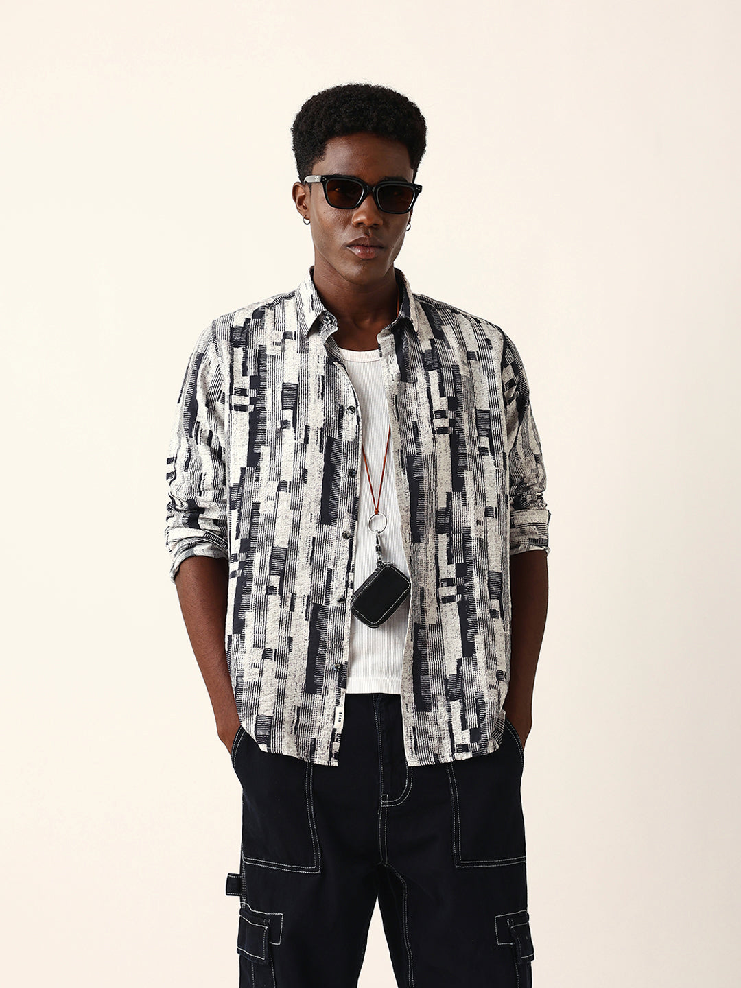 Black & Off-White Abstract Textured Printed Regular Fit Casual Shirt