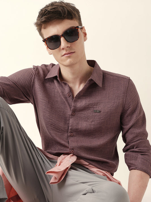 Pink Woven Textured Slim Fit Casual Shirt