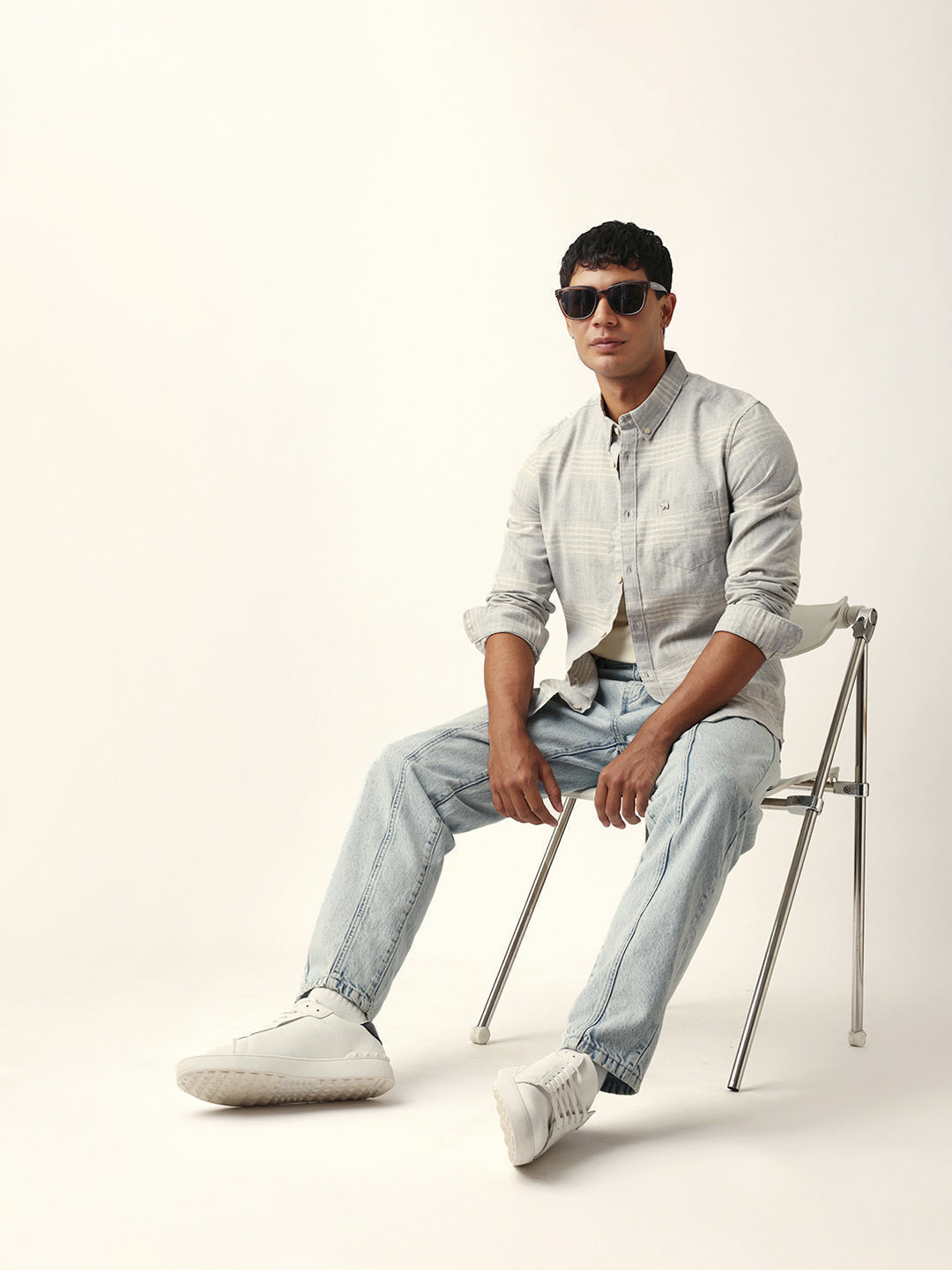 Grey Checked Woven Slim Fit Casual Shirt