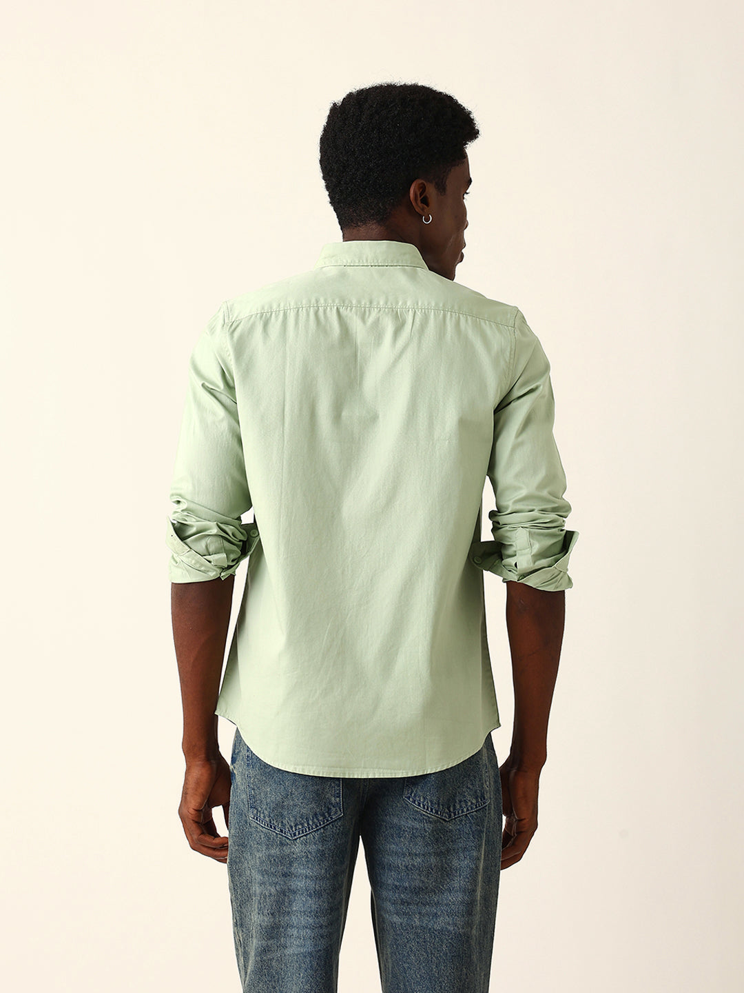 Light Green Solid Slim-Fit Casual Shirt with Button-Down Collar