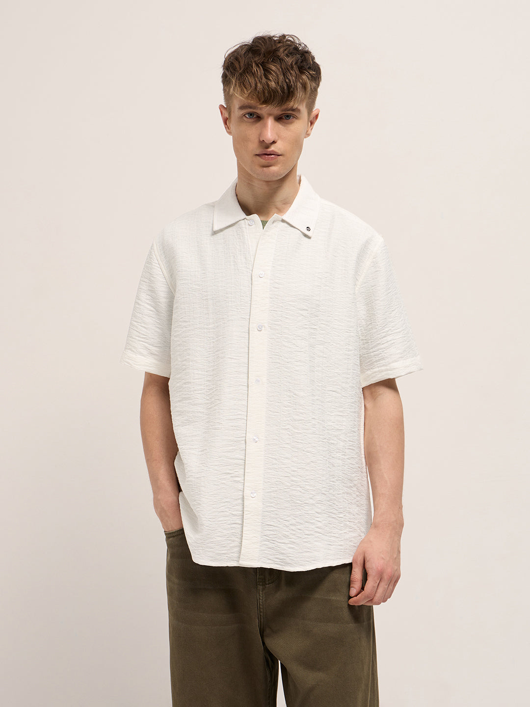 White Crinkled Textured Regular Fit Half-Sleeve Casual Shirt